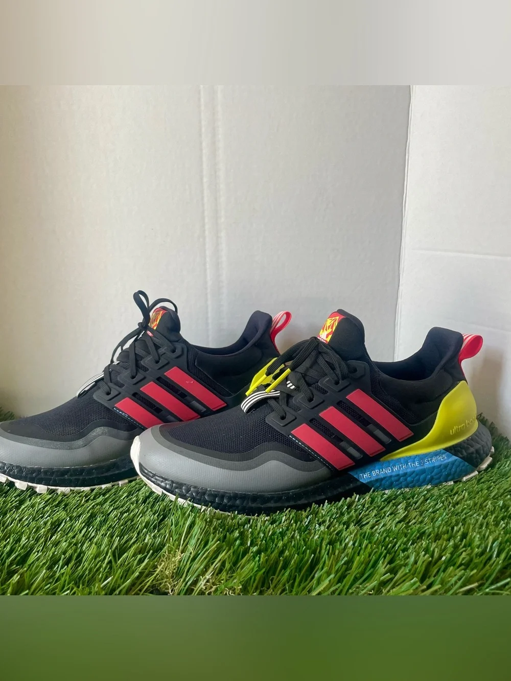 Adidas UltraBoost All-Terrain EG8097 Men’s 9.5 Black Shock Red Shoes
